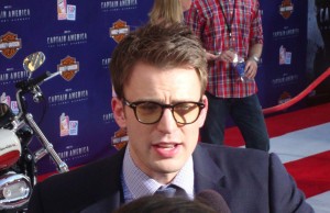 Chris Evans at "Captain America: The First Avenger" world premiere in Hollywood, CA - photo: BNH